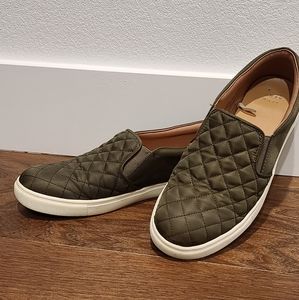 A New Day • Quilted Army Green • Slip On • 9½
